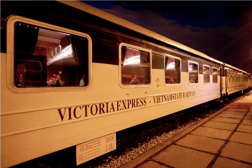 victoria.jpg